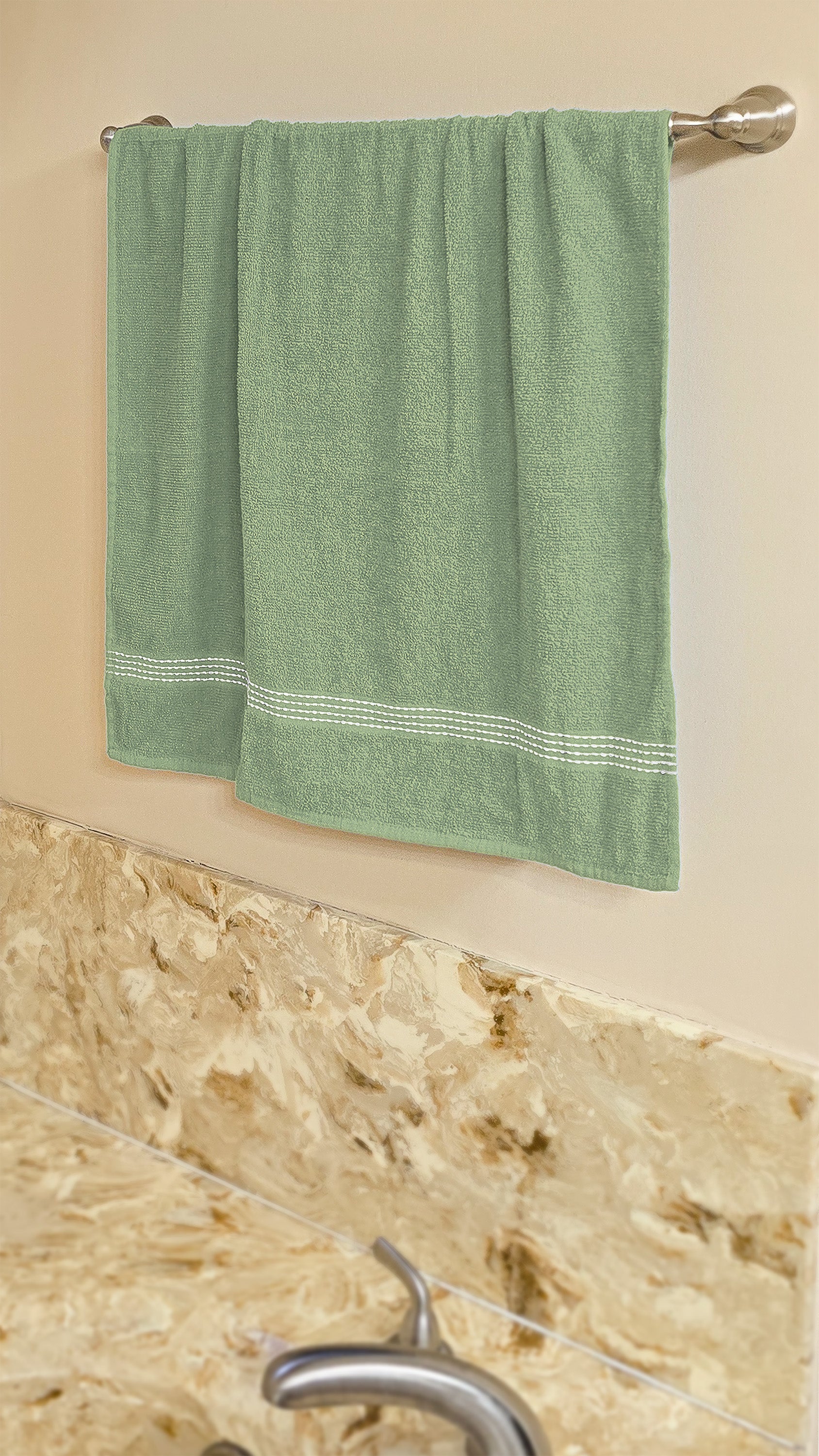 27"x50" Green Wholesale Value Bath Towels 8-Pack – Bulk Case of 8